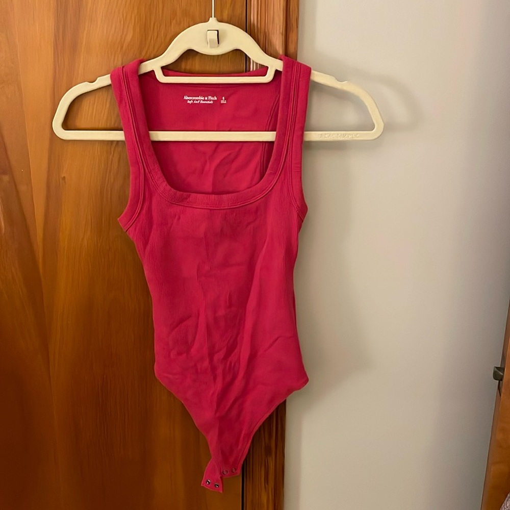Abercrombie and fitch pink ribbed bodysuit